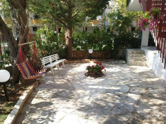Hotel Arcobaleno à Porto Cesareo Extérieur photo
